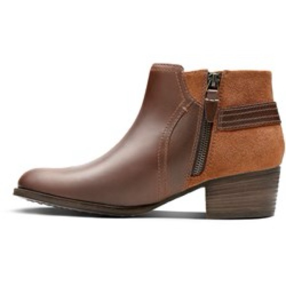 CLARKS - WOMENS MAYPEARL LILAC LOW BOOT - Picture 5 of 11